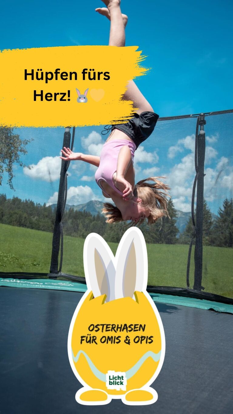 Drei Mädels, eine Mission: Hilfe für unsere Omis & Opis. 💪
Lenja, Mila und Natalie haben 15 Euro von ihrem Taschengeld für unsere Osteraktion gespendet – für mehr Freude und Hoffnung im Leben bedürftiger Senioren. 🌷
Wir sind begeistert von so viel Herz und Girl-Power! 💛
#OsterhasenfürOmisundOpis #OsternMitHerz #LichtblickSeniorenhilfe #Herzensmoment #DuBistNichtVergessen
