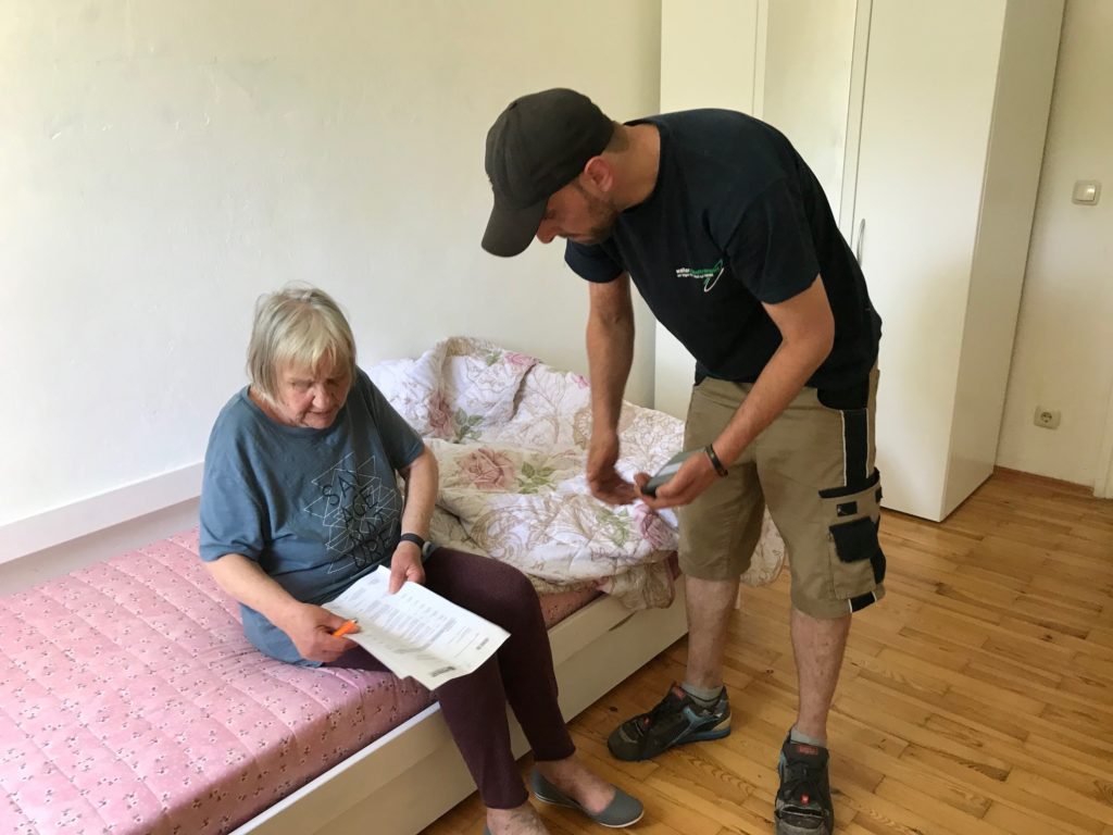 LichtBlick-Community spendet für arme Rentnerin • LichtBlick